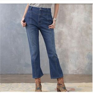 Sundance Peyton Kick Flare Crop Jeans Size 32
